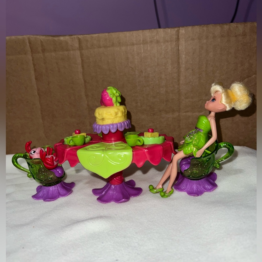Tinder bell’s Colorful Tea Party Play-set.